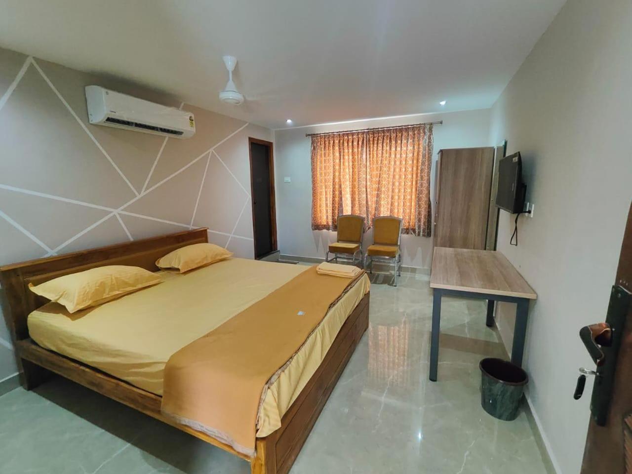 Sri Abirami Mahal Hotel Tiruvannamalai Luaran gambar